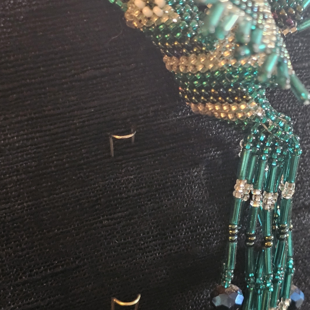 Beaded Hummingbird Brooch - Picture 4 of 10